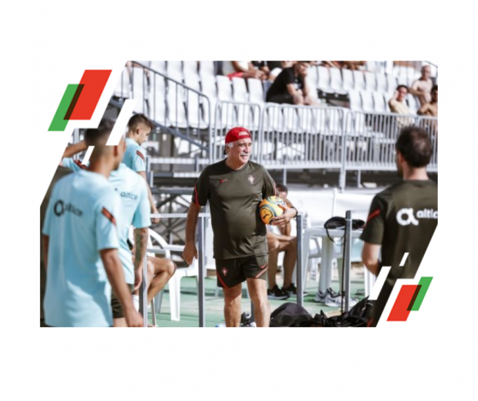 Portugal vs Mold&aacute;via em Quarteira para Futebol de Praia